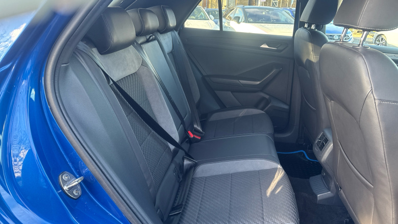 Volkswagen T-Roc 1.5 TSI EVO R-Line 5dr Petrol Hatchback